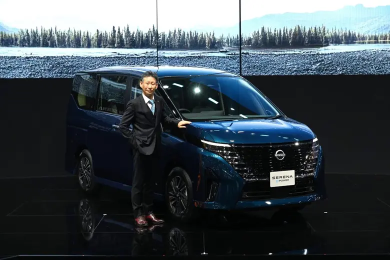นิสสัน ประเทศไทย เปิดตัว "นิสสัน เซเรน่า ...