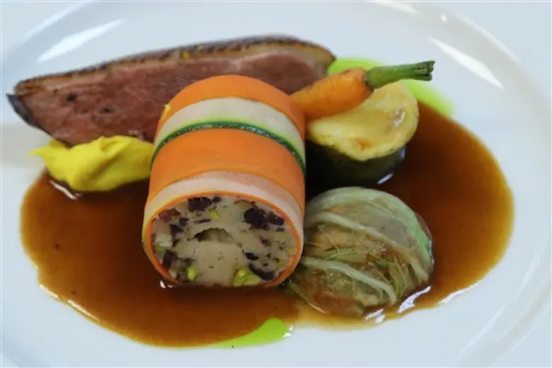 วิทยาลัยดุสิตธานีเตรียมความพร้อมนักศึกษาลงสนามแข่งขันระดับประเทศ