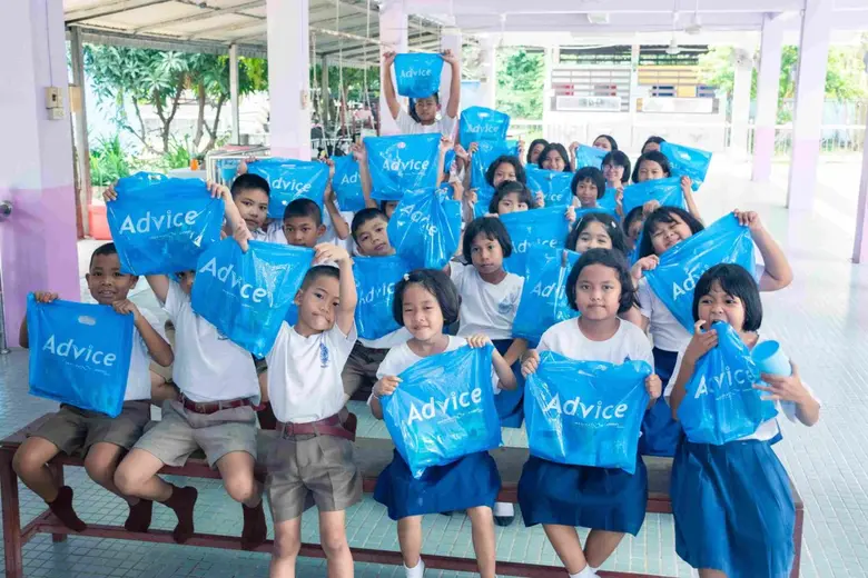 แอดไวซ์ส่งมอบโอกาสในการเรียนรู้ผ่านแคมเปญ Advice Pay IT Forward จับมือมูลนิธิกระจกเงาบริจาคอุปกรณ์ไอทีมูลค่ากว่า 200,000 บาท ณ โรงเรียนวัดช้าง จังหวัดพระนครศรีอยุธยา