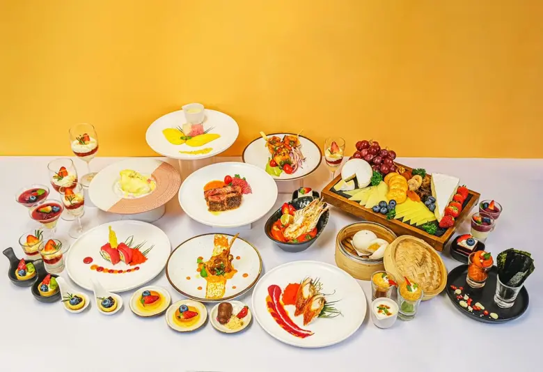 ห้องอาหารคาเฟ่ จตุจักร โรงแรมเซ็นทารา แกร...