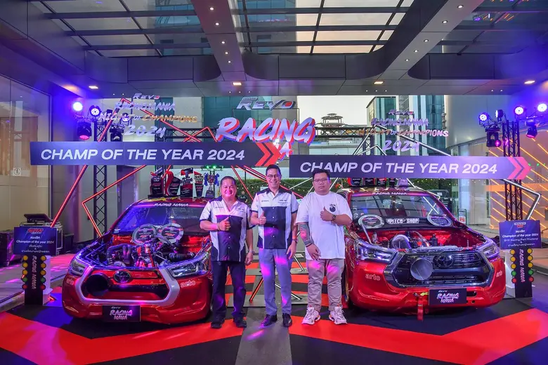 นายณัทธร ศรีนิเวศน์ ผู้ช่วยกรรมการผู้จัดก...