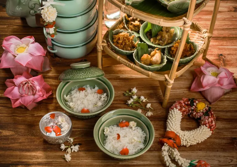 ห้องอาหารไทย ศาลาทิพย์ ขอเชิญทุกท่านร่วมฉ...