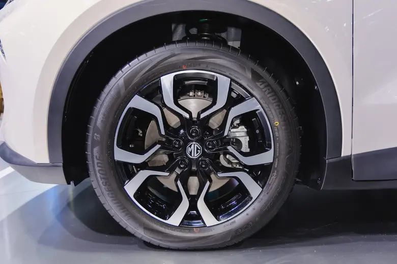 "BRIDGESTONE TURANZA 6" , the New Premium Comfort Benchmark with ENLITEN(R) Technology Selected as Original Equipment to Power the "New MG S5 EV" from MG