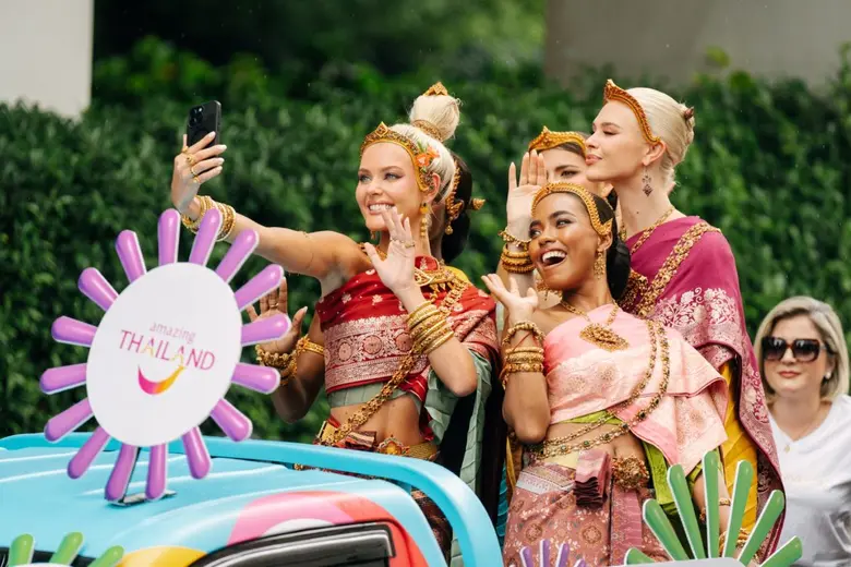 ยิ่งใหญ่! สงกรานต์เซ็นทรัลเวิลด์ เบอร์ 1 ...