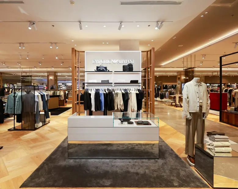 Emporio Armani เปิดตัว New Concept Store ...