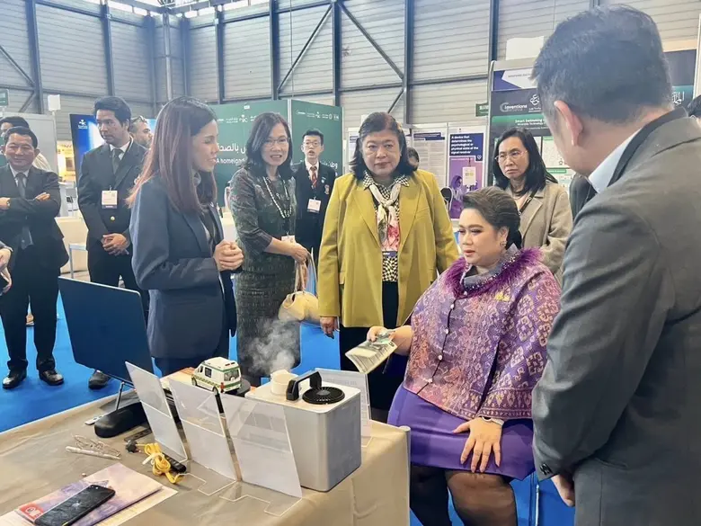 ดร.พจมาน ท่าจีน รองอธิบดีกรมวิทยาศาสตร์บร...