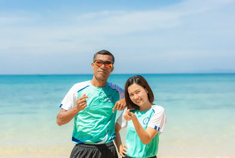 หนึ่งจังหวะเปลี่ยนชีวิต! จูเนียร์ สปอร์ตทีมประเทศไทยร่วมฉลองความสำเร็จด้วยรอยยิ้มและความภาคภูมิใจ