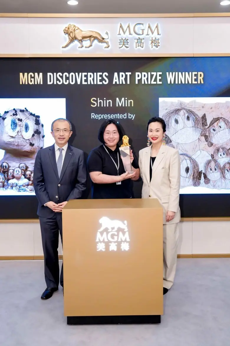 The inaugural "MGM Discoveries Art Prize"...